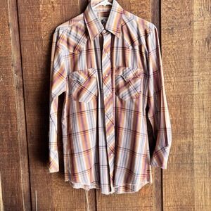 Vintage 70s Karman Embroidered Pearl Snap Button Up Western Shirt